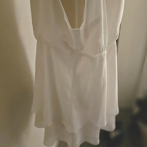 NWOT LAYERED LACE TOP - Picture 3 of 5